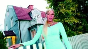 Ledsen och arg. När Robinson-Frida Lundell skulle flytta allt sitt bohag till Göteborg fick hon en chock: bilen som var smockfull med prylar hade stulits. Så nu är flytten till "Farmen"-Jonathan uppskjuten.
FOTO: NICLAS SANDBERG