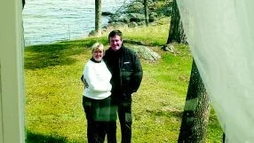 - Vi hoppas kunna komma igång med en båtförbindelse mellan Abborreberg och Kolmårdens djurpark framöver, avslöjar Abborrebergs nya arrendatorer Rose-Marie  och Peter Skullman.
FOTO: ANITA KJELLBERG