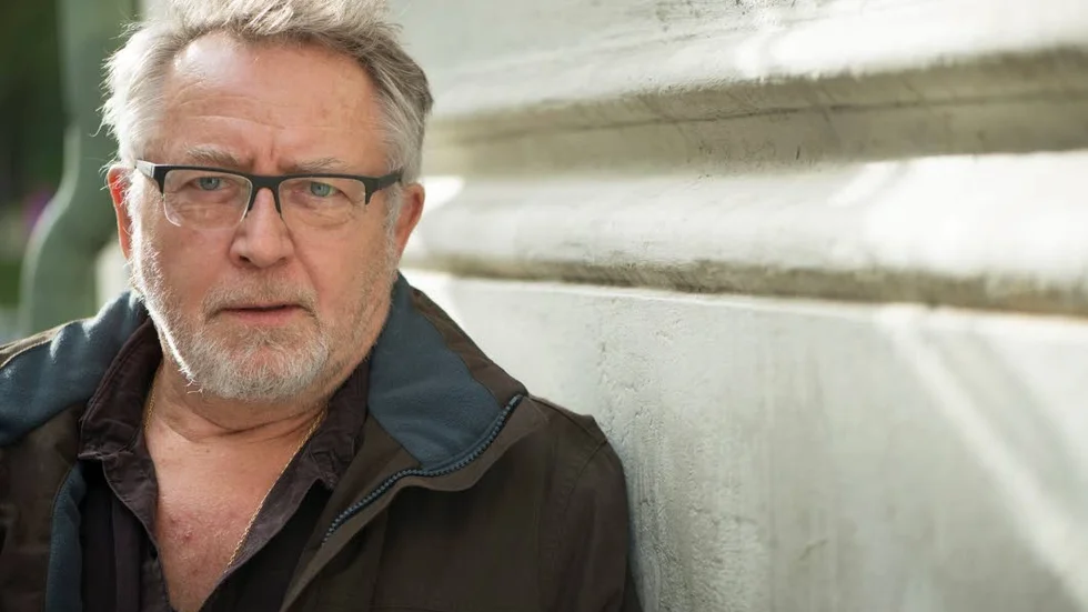 "Jag förstärker en sida av min personlighet och så stoppar jag in den i en figur och ser vad som händer". Så beskriver Ulf Lundell sin litterära metod. 
Foto: Fredrik Sandberg/TT