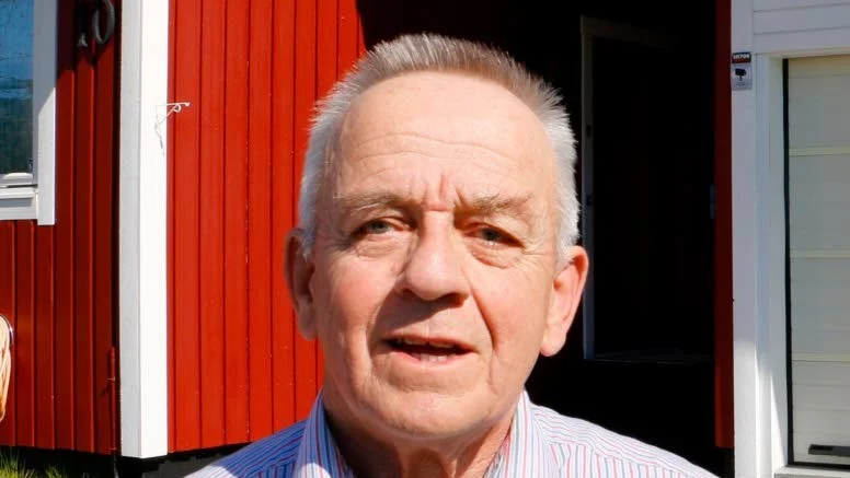 Stig Söderberg i Norrfjärden lämnade in ett medborgarförslag om fjärrvärmetaxan, men skulle inte gjort det om det krävts fler underskrifter.