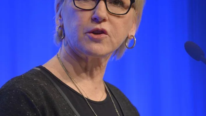 Sverige behöver en modern värnplikt som även inkluderar civila insatser. Det var en del av Margot Wallströms budskap när hon inledde Folk och Försvars konferens i Sälen.