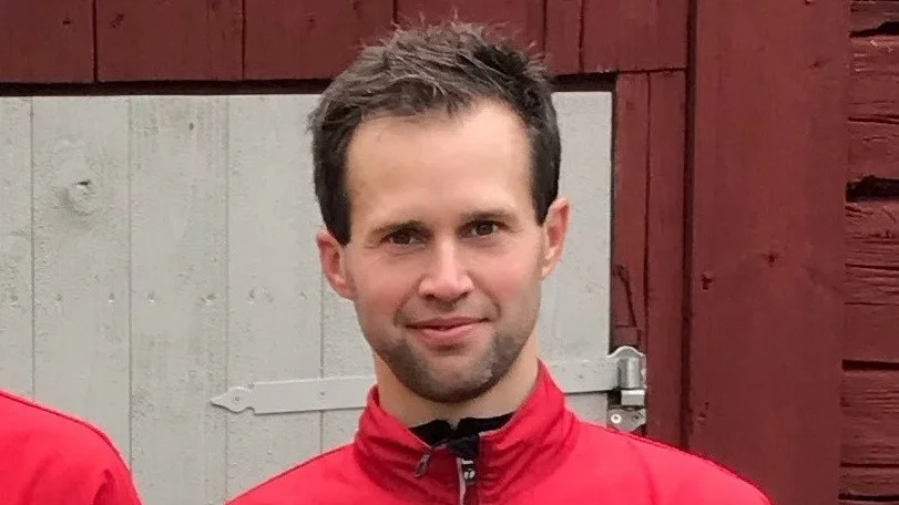 Pontus Buskas sprang på nytt personbästa och var snabbast av de lokala löparna i Lidingöloppet.