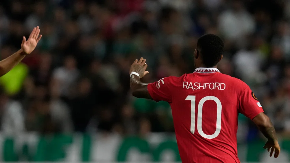 Manchester Uniteds Marcus Rashford stod för två mål och en assist i 3–2-segern mot Omonia Nicosia i Europa League.