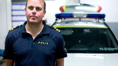 Peter Lundmark, enhetschef för polisen, menar att det blir en del skytteltrafik under helgnätterna för att omhänderta berusade personer och placera dem i tillnyktringscell.