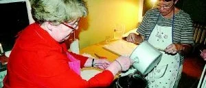 Pyssel och gemenskap inför julen i Risinge
