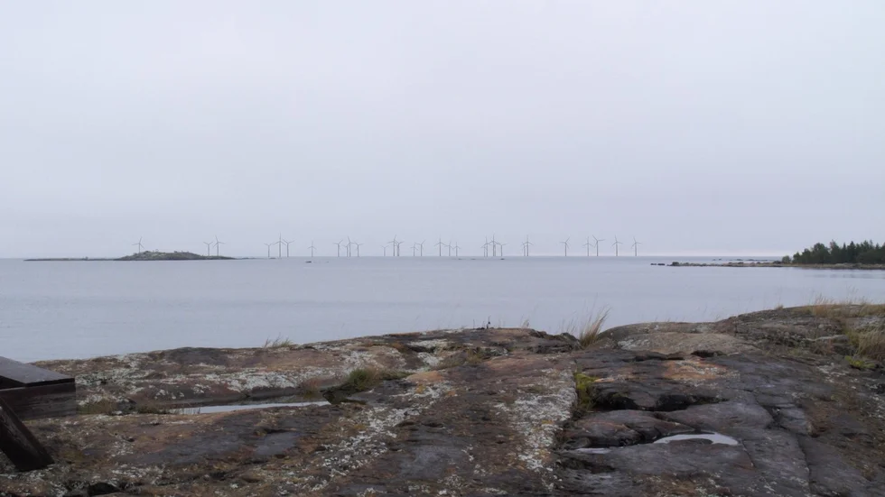 Mark- och miljödomstolen avvisar tillståndsansökan för vindkraftparken Utposten 2 i havet utanför Gävle. Pressbild.
