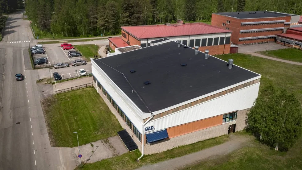 Som det ser ut nu så blir badhuset fortsatt stängt efter sommarstängningen. Det är beskedet som skolchefen fick på morgonen.