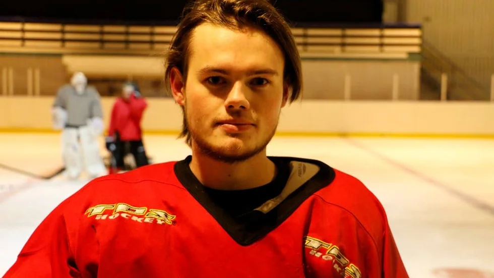 FEM MÅL. Mattias Ringbjer gjorde hälften av målen i 10–2-matchen mot Älvsbyns andralag.