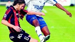 Mittfältaren Siyabonga Siphika skötte sig bra i söndagens förlustmatch mot BP.
Foto: Robert Svensson (011-200 463)
robert.svensson@folkbladet.se