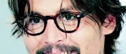 Johnny Depp bjuder på en tur i godisfabriken