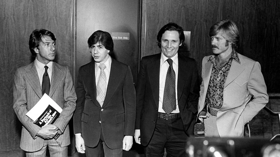 Dustin Hoffman och Robert Redford besöker Washington Post 1976. De spelade Carl Bernstein respektive Bob Woodward i filmen ”Alla presidentens män”. 