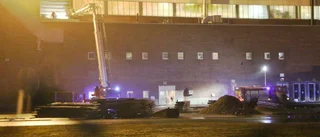 Takbrand på pappersfabriken