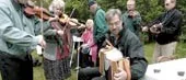 Spelmän firar med slottskonsert