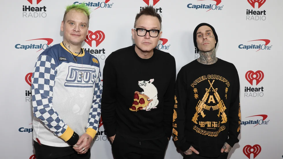 Matt Skiba, Mark Hoppus och Travis Barker i Blink-182. Arkivbild.