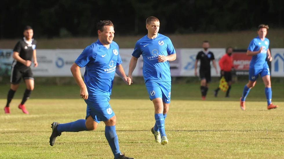 Råby är tillbaka på vinnarspåret efter 3-0 seger mot Malmköping under lördagsförmiddagen.