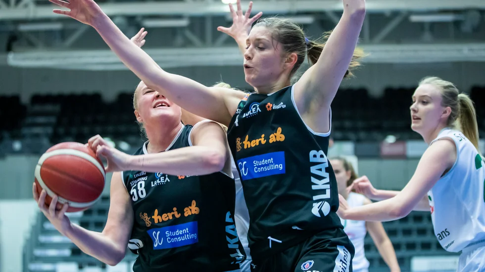 Allis Nyström och Josefin Vesterberg och deras Luleå Basket ställs mot Umeå i säsongens första träningsmatch.