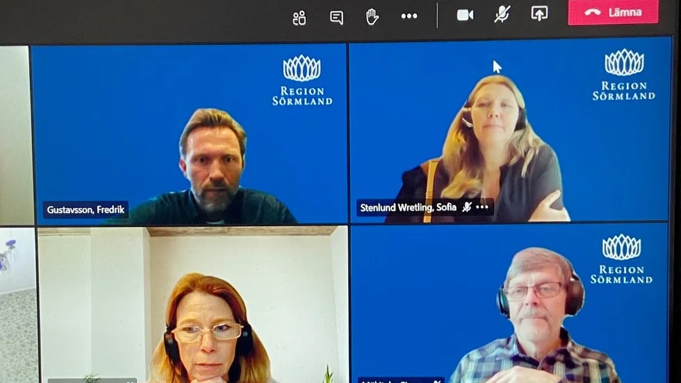 Region Sörmland håller digitala pressträffar som så många andra under pandemin. Längst ner till höger i bild smittskyddsläkare Signar Mäkitalo.