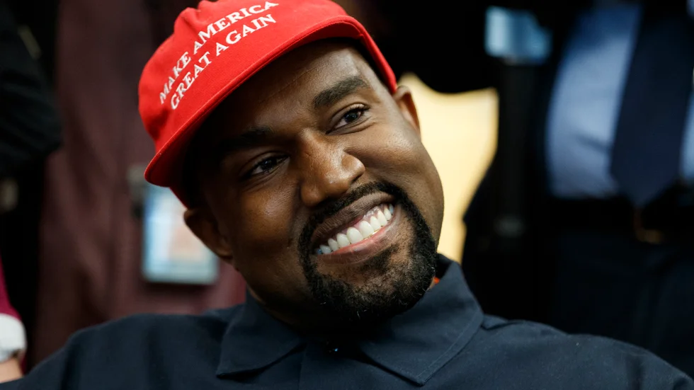 Kanye West under ett möte med Donald Trump i Vita huset 2018. Arkivbild.