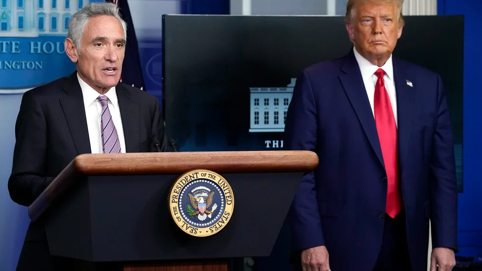 Scott Atlas är en av Donald Trumps närmaste coronarådgivare. Arkivbild.