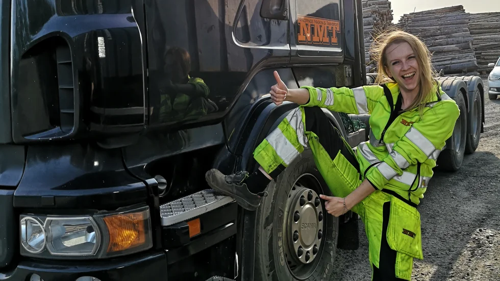 Louise, 29, från Nyköping är ny deltagare i tv-programmet "Svenska Truckers" som startar med en andra säsong på TV3, Viaplay och Viafree nu på måndag 9 november.