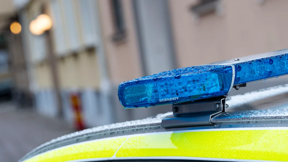 Polisen letar efter en man som varit försvunnen i snart ett dygn. Arkivbild.