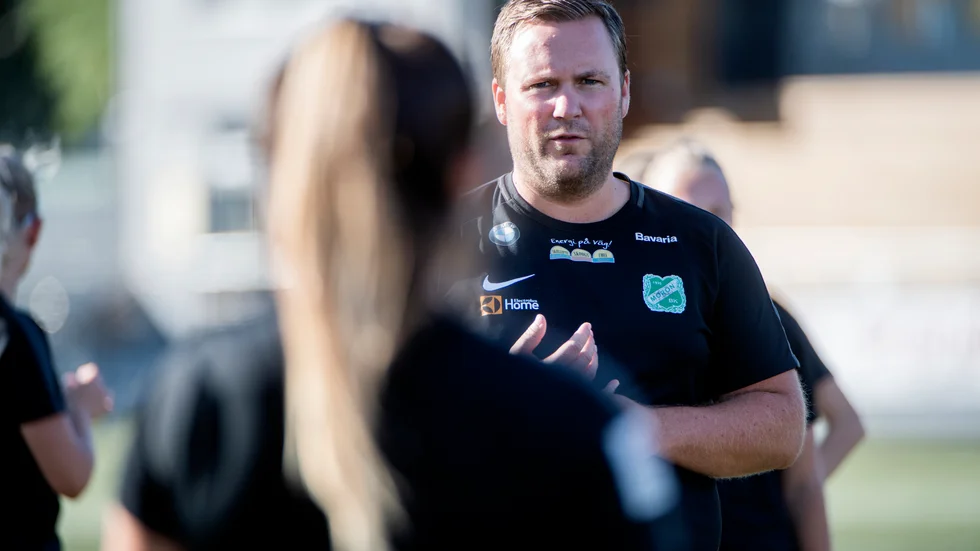Bristen på rutin kan ha varit skillnaden på uppflyttning och den tredjeplats som det istället blev för Morön, menar Fredrik Asplund.