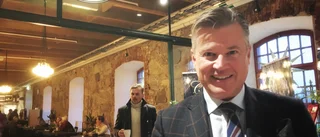 Nytt förslag: "Bygg Arlanda syd utmed järnvägen"