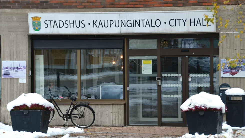 Kommunstyrelsens arbetsutskott beslutade om att låta göra en utredning i juni.