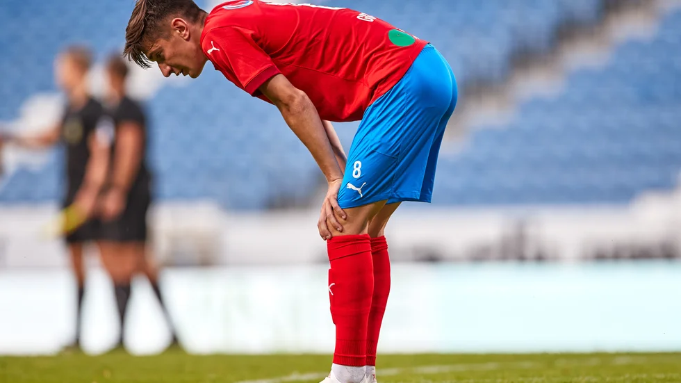 Helsingborgs Armin Gigovic deppar efter ännu en förlust.