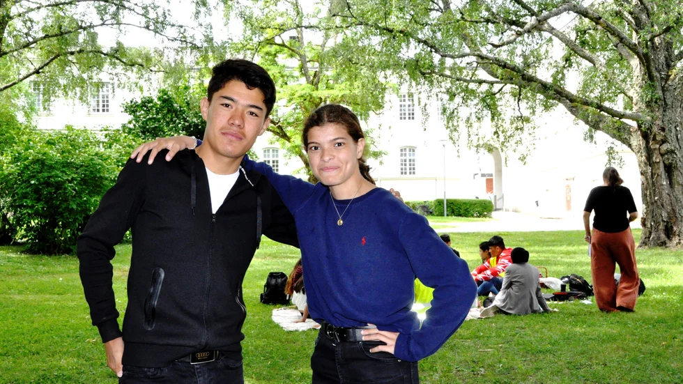 Yahya Ghulami och Marianne Johansson ser fram emot att spela upp sin pjäs inför publik.