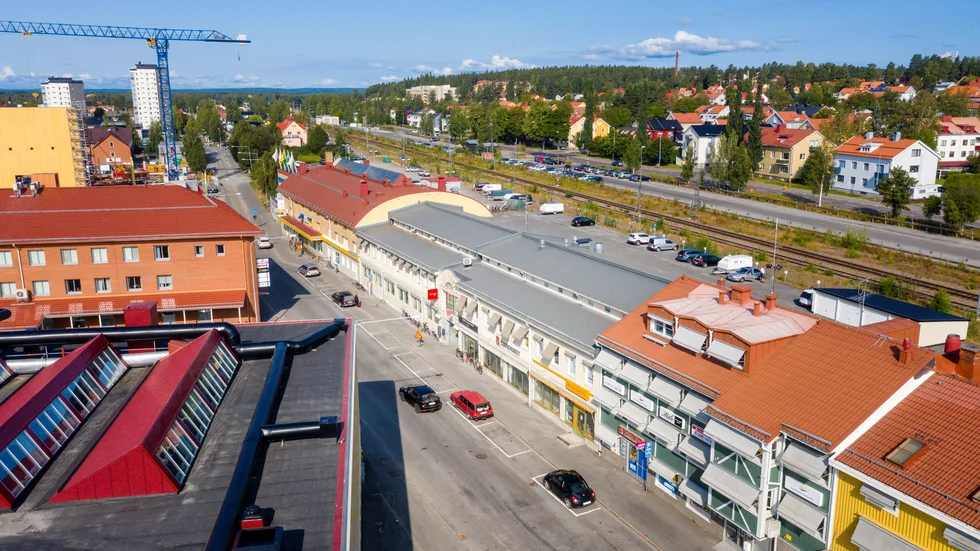 Skellefteå Industrihus lokalförvärv gäller flera av fastighetena på norra sidan Södra Järnvägsgatan.