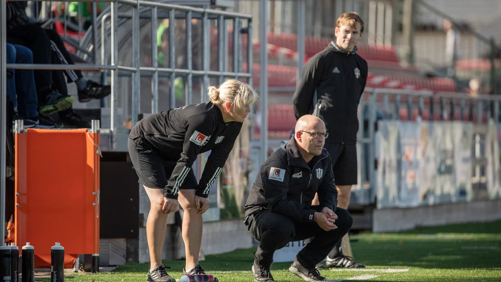 Annelie Andersén och Stellan Carlsson hittade inte rätt taktiskt i första halvlek mot Umeå IK.