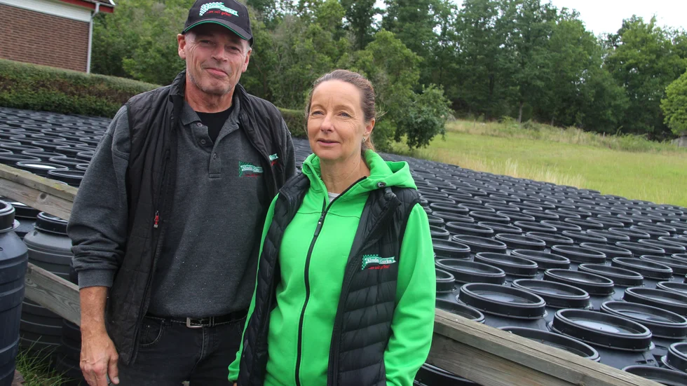 Håkan och Maria Ström, före detta ägare till Kinda Gurka i Kättilstad, fick diplom av Gastronomiska Akademien "för högkvalitativa saltgurkor i säsong som nått stor uppskattning och nationellt renommé". I måndags åt de middag med kungen.