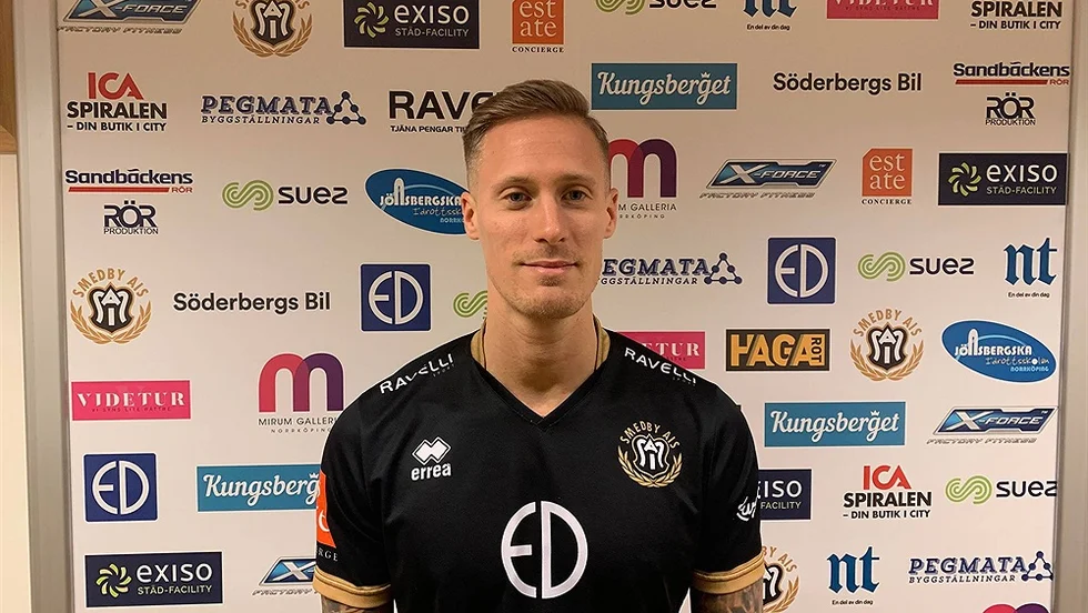 Hampus Lönn har skrivit på för Smedby.