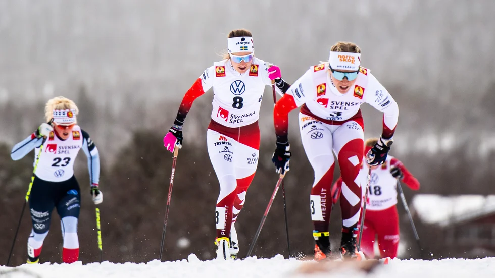 Ebba Andersson och Jonna Sundling är med i dagens sprinttävling i Ruka.
