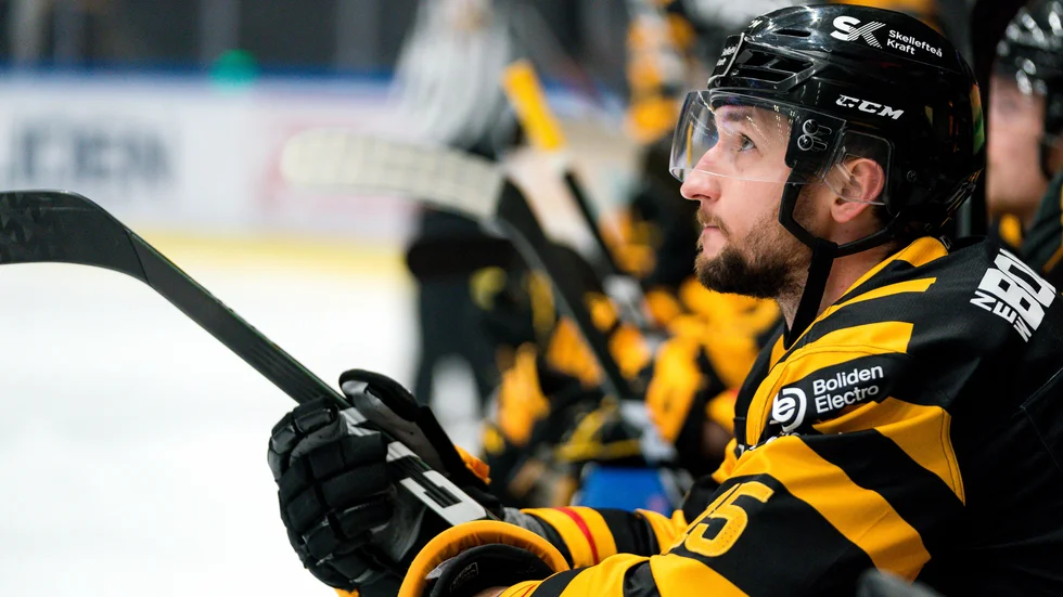Melker Karlsson missar fler matcher med AIK. 