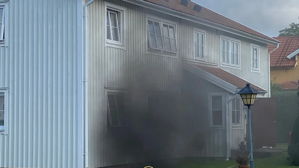 En brand utbröt på måndagsmorgonen i Väderstad.