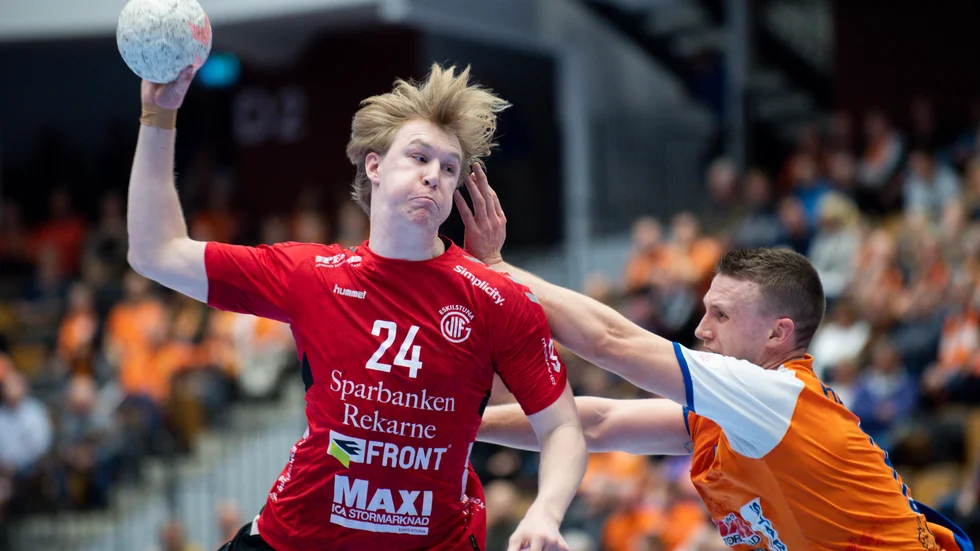 Inte sedan i mars har Eric Johansson och hans Guif matchat. Men på fredagskvällen väntar träningsmatch mot Redbergslid.
