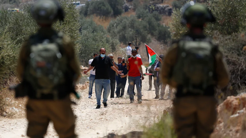 Palestinska protester i Västbanken.