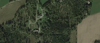 29-åring ny ägare till 30-talshus i Enköping - 1 700 000 kronor blev priset