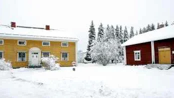 Prästgården och pörtet är i stort behov av upprusning och genom det nya avtalet blir det nu möjligt. FOTO: BENGT-ÅKE PERSSON Fotograf: Bengt-Åke Persson