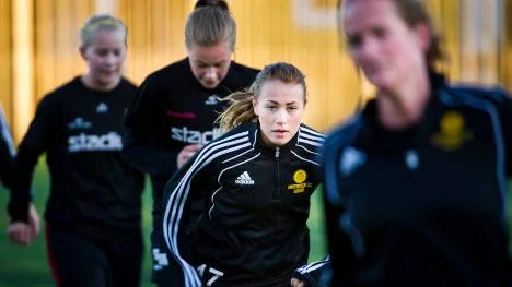 Notvikens Ida Lejon öste in mål i serien. När Notviken i dag inleder kvalet mot division I hoppas hon kunna pricka rätt igen.