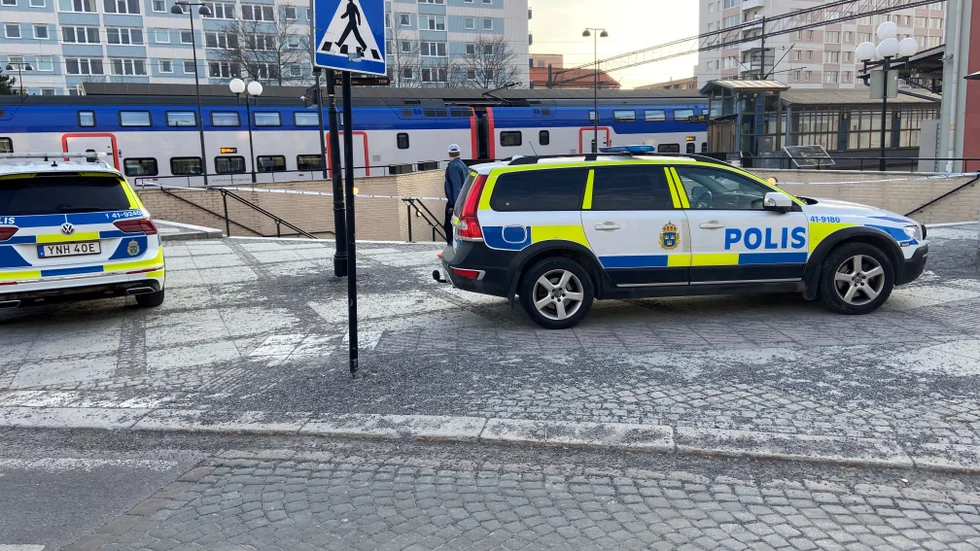 De senaste dagarna har Eskilstuna drabbats hårt av skjutningar, något som skapat oro bland invånarna. Bilden är från skjutningen vid stationen under tisdagskvällen.
