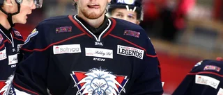 ”Har förtroende för båda”