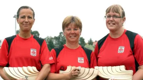 Åsa Johansson, Kerstin Simu och Kristina Eriksson FVi Boden tog ett silver i lagkula sista SM-dagen.