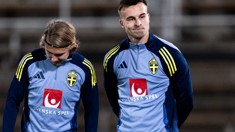 Rönnlöf Castegren under söndagens träning med landslaget.