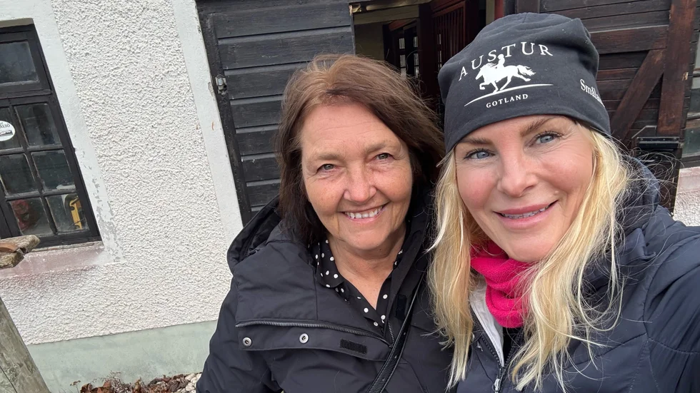 Zenita Strandänger och Jaqueline Kanhov från Austur är mycket glada över det stora ekomomiska stödet. 