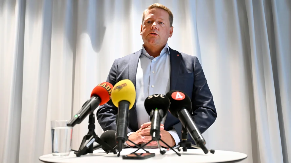 Socialdemokraternas partisekreterare Tobias Baudin (S) tog i från tårna.