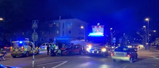 Krock i korsning – två till sjukhus