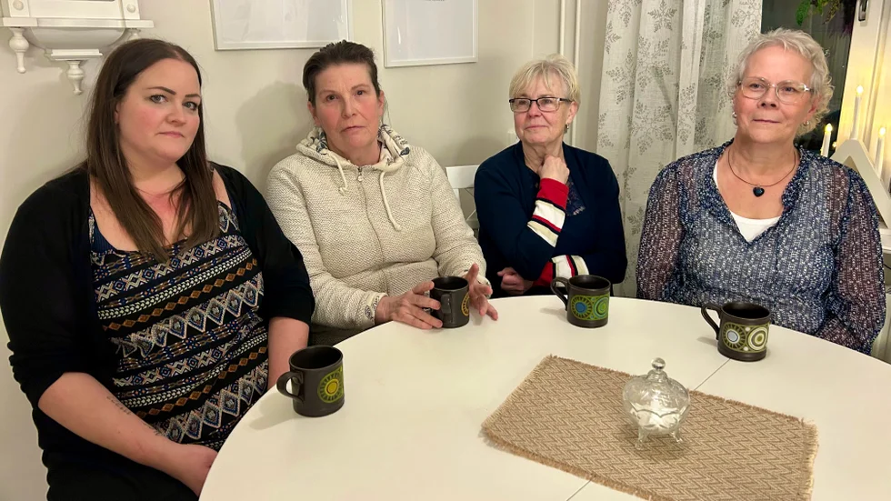 Undersköterskorna Petra Fjällström, Marianne Abrahamsson, Monica Eriksson och Elaine Lövgren hade sin semester uppdelad i tre perioder i somras. Redan nu känner de en stress inför hur nästa sommar ska bli.